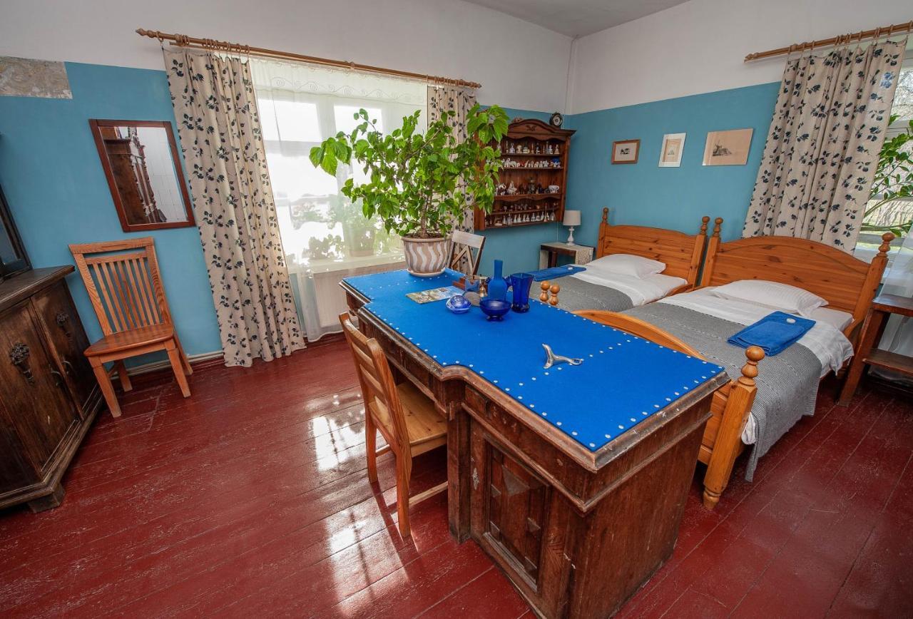 Balta Maja Hotel Pilsrundale Exterior photo